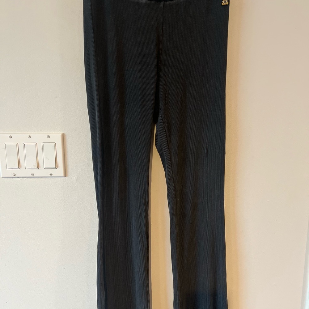 Teddy Fresh Black Classic Ribbed Washed Flare Leggings Women’s Small Pants